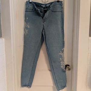 Mossimo Embroidered High Rise Jegging